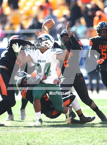 Thumbnail 3 in Clairton vs. Sto-Rox (WPIAL 1A Final) photogallery.