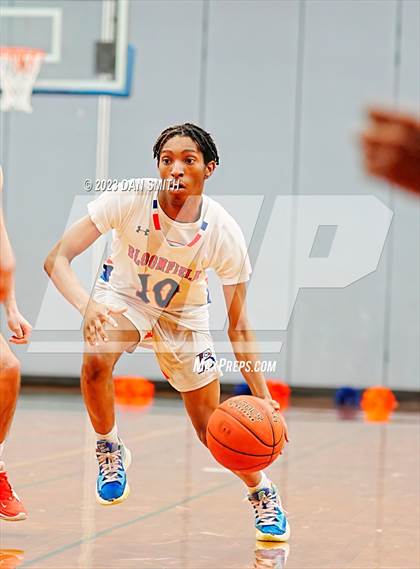 Thumbnail 2 in Bloomfield vs. Masuk (CIAC Division III Round 2) photogallery.
