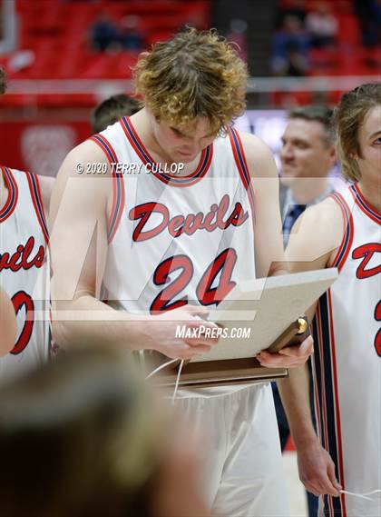 Thumbnail 1 in Timpview vs. Springville (UHSAA 5A Final) photogallery.