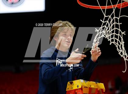 Thumbnail 3 in Timpview vs. Springville (UHSAA 5A Final) photogallery.