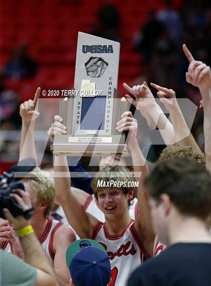 Thumbnail 3 in Timpview vs. Springville (UHSAA 5A Final) photogallery.