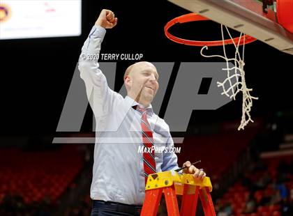 Thumbnail 3 in Timpview vs. Springville (UHSAA 5A Final) photogallery.