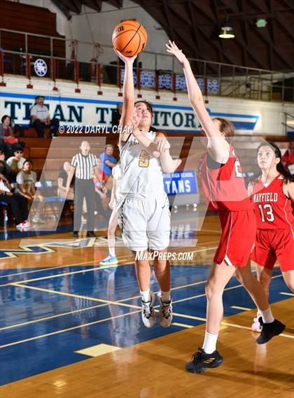Thumbnail 1 in Mayfield vs. Alhambra (San Marino Tournament) photogallery.