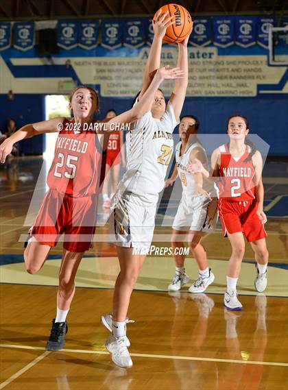 Thumbnail 2 in Mayfield vs. Alhambra (San Marino Tournament) photogallery.