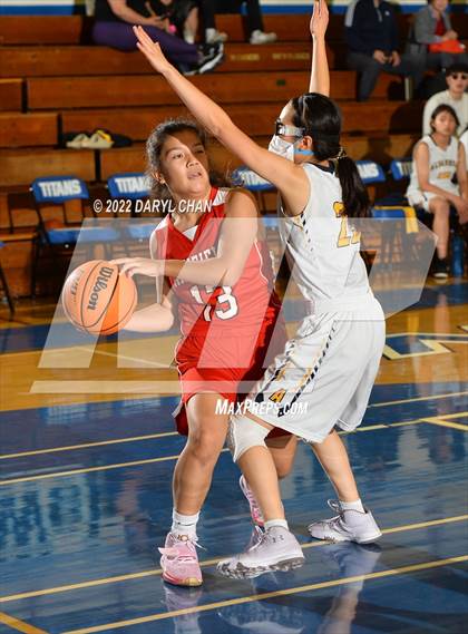 Thumbnail 2 in Mayfield vs. Alhambra (San Marino Tournament) photogallery.