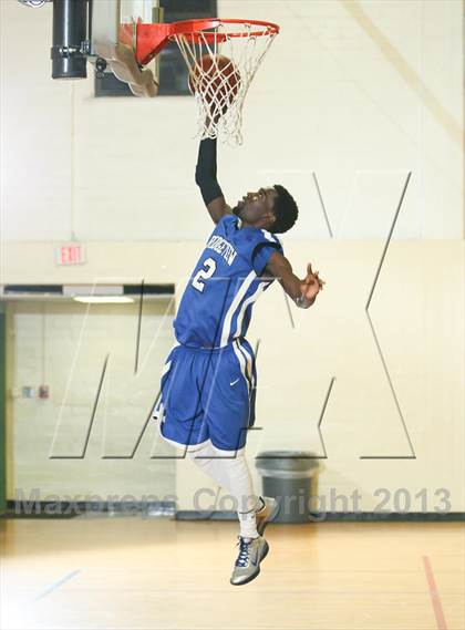 Thumbnail 3 in Charity All-Star Basketball Showcase photogallery.