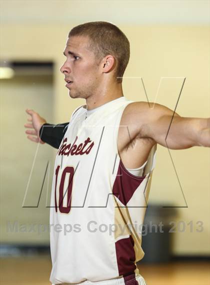 Thumbnail 2 in Charity All-Star Basketball Showcase photogallery.