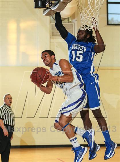 Thumbnail 2 in Charity All-Star Basketball Showcase photogallery.