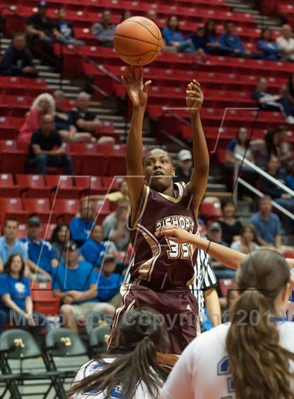 Thumbnail 3 in Bishop's vs La Jolla Country Day (CIF SDS D4 Final) photogallery.