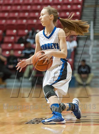 Thumbnail 2 in Bishop's vs La Jolla Country Day (CIF SDS D4 Final) photogallery.