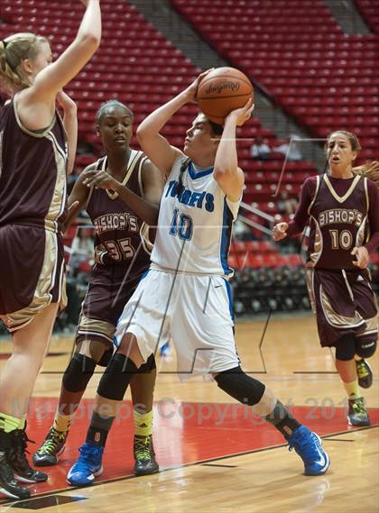 Thumbnail 2 in Bishop's vs La Jolla Country Day (CIF SDS D4 Final) photogallery.