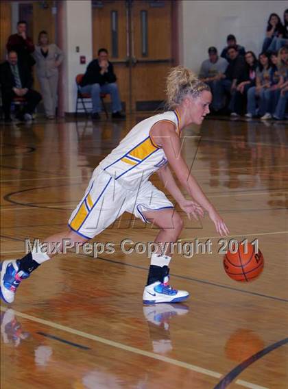 Thumbnail 2 in Cranberry Area vs Union (PIAA District 9 KSAC Final) photogallery.