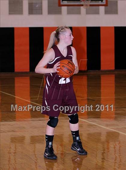 Thumbnail 3 in Cranberry Area vs Union (PIAA District 9 KSAC Final) photogallery.