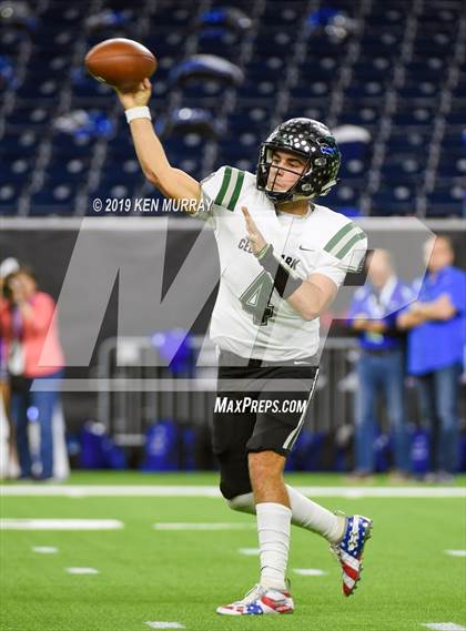 Thumbnail 3 in Cedar Park vs Friendswood (UIL 5A Area Playoff) photogallery.