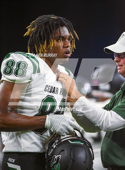 Thumbnail 2 in Cedar Park vs Friendswood (UIL 5A Area Playoff) photogallery.
