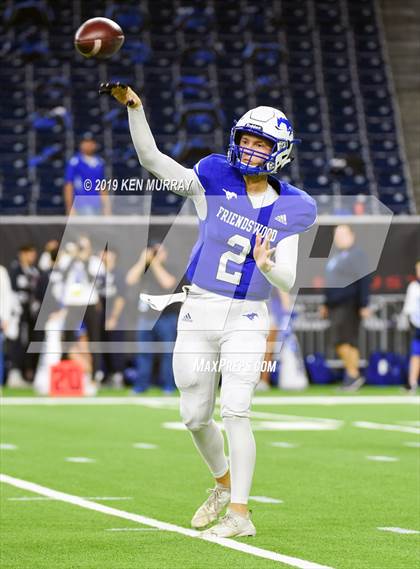 Thumbnail 1 in Cedar Park vs Friendswood (UIL 5A Area Playoff) photogallery.