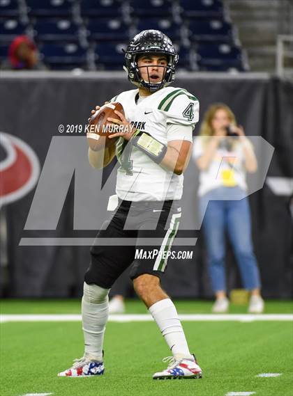 Thumbnail 3 in Cedar Park vs Friendswood (UIL 5A Area Playoff) photogallery.