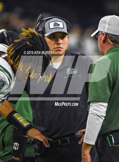 Thumbnail 3 in Cedar Park vs Friendswood (UIL 5A Area Playoff) photogallery.