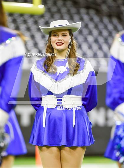 Thumbnail 3 in Cedar Park vs Friendswood (UIL 5A Area Playoff) photogallery.