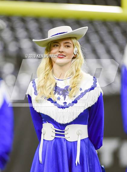 Thumbnail 2 in Cedar Park vs Friendswood (UIL 5A Area Playoff) photogallery.