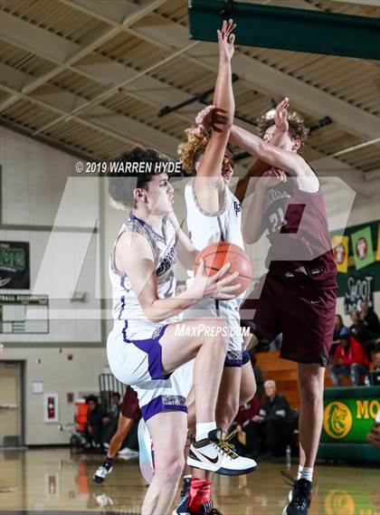Thumbnail 3 in Woodcreek vs. Bradshaw Christian photogallery.
