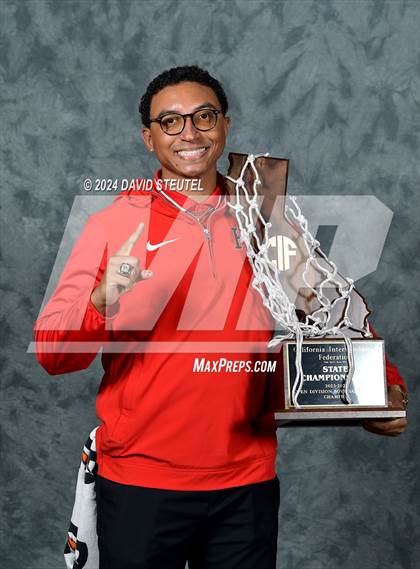 Thumbnail 1 in Harvard-Westlake (CIF State Open Div. Awards) photogallery.