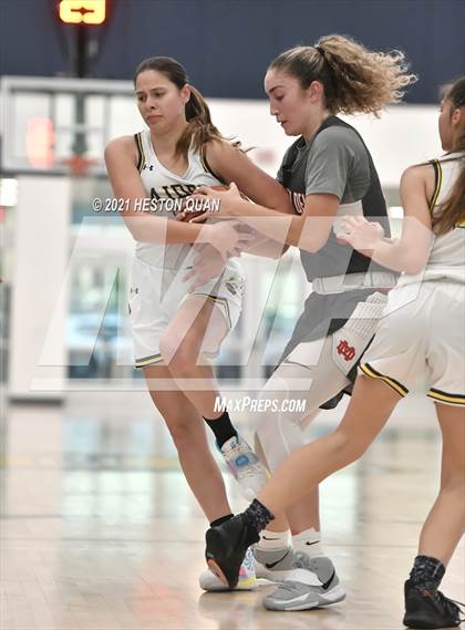 Thumbnail 3 in Mater Dei @ Sonora photogallery.