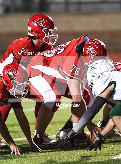 Thumbnail 3 in Electra vs. Santo (UIL 2A Region 2 Bi-District Playoff) photogallery.