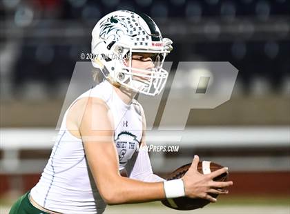 Thumbnail 2 in Electra vs. Santo (UIL 2A Region 2 Bi-District Playoff) photogallery.
