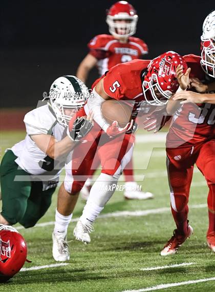 Thumbnail 1 in Electra vs. Santo (UIL 2A Region 2 Bi-District Playoff) photogallery.