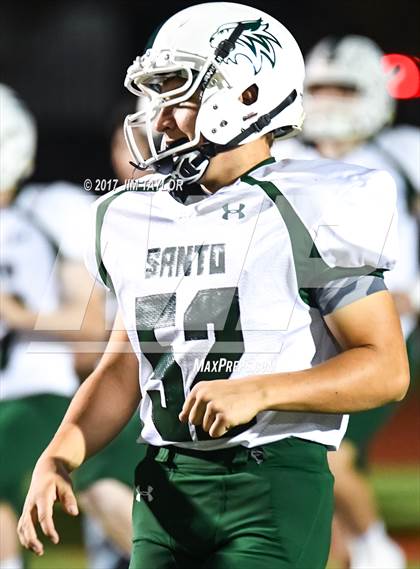 Thumbnail 1 in Electra vs. Santo (UIL 2A Region 2 Bi-District Playoff) photogallery.