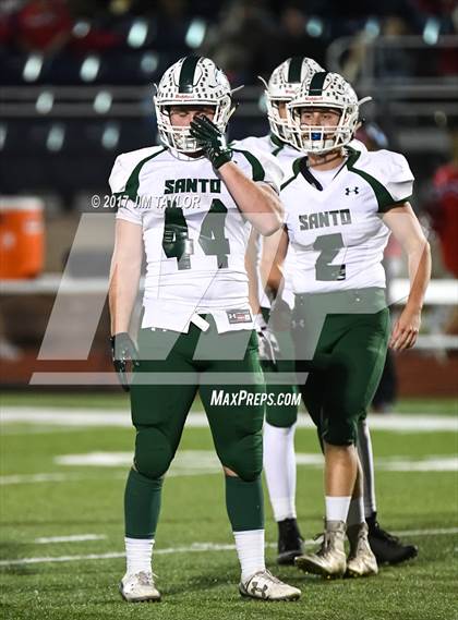 Thumbnail 3 in Electra vs. Santo (UIL 2A Region 2 Bi-District Playoff) photogallery.
