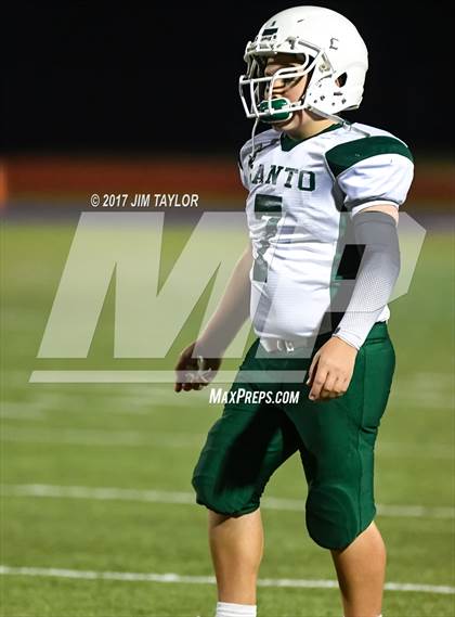 Thumbnail 1 in Electra vs. Santo (UIL 2A Region 2 Bi-District Playoff) photogallery.