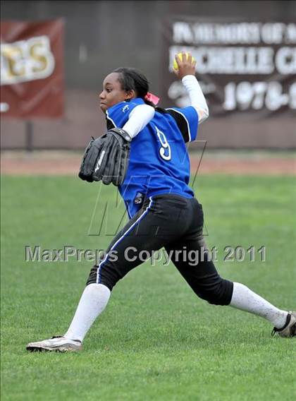 Thumbnail 3 in Hanford West @ Poly (Faster To First Classic) photogallery.