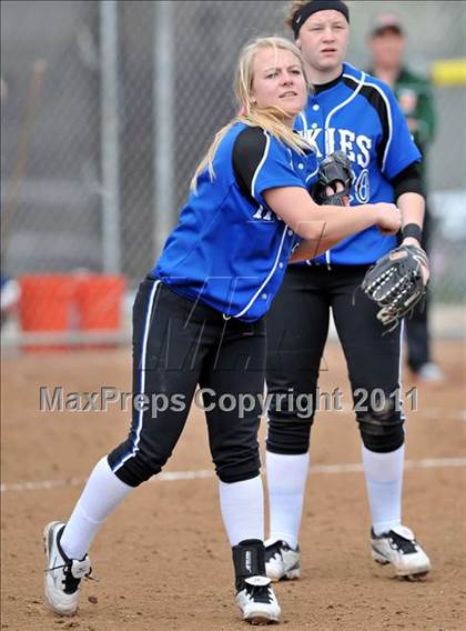 Thumbnail 2 in Hanford West @ Poly (Faster To First Classic) photogallery.