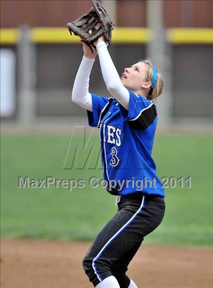 Thumbnail 1 in Hanford West @ Poly (Faster To First Classic) photogallery.
