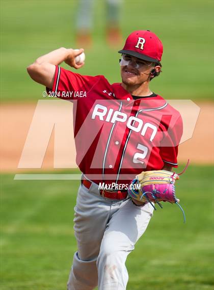 Thumbnail 2 in Ripon @ Hughson photogallery.