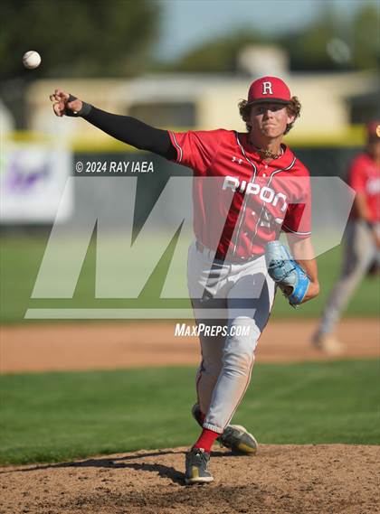 Thumbnail 3 in Ripon @ Hughson photogallery.