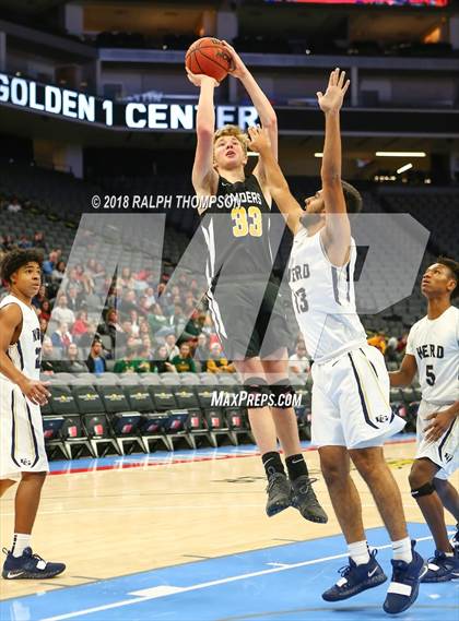 Thumbnail 3 in Elk Grove vs. Rio Americano photogallery.