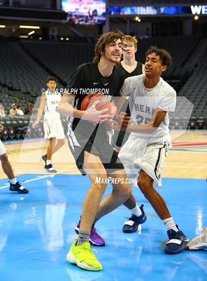 Thumbnail 2 in Elk Grove vs. Rio Americano photogallery.
