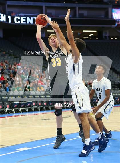 Thumbnail 1 in Elk Grove vs. Rio Americano photogallery.