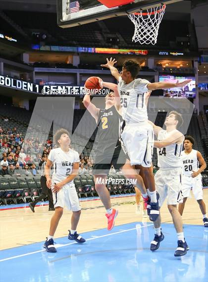 Thumbnail 3 in Elk Grove vs. Rio Americano photogallery.