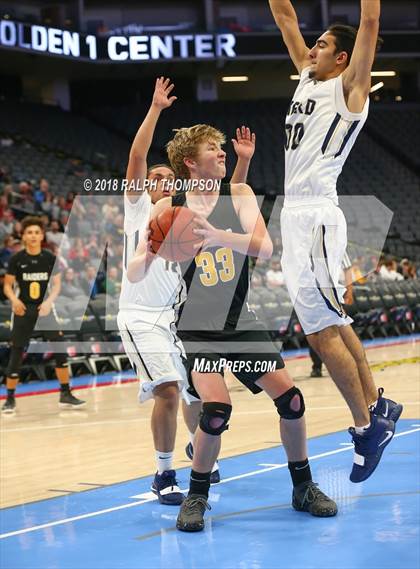 Thumbnail 3 in Elk Grove vs. Rio Americano photogallery.
