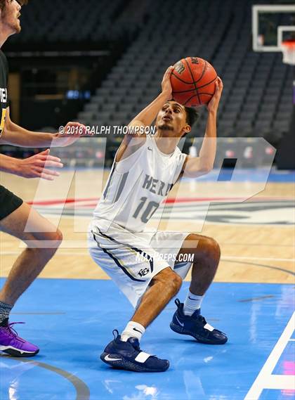 Thumbnail 3 in Elk Grove vs. Rio Americano photogallery.