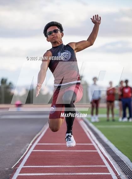 Thumbnail 2 in Spring Valley Weekday #1 (Long Jump) photogallery.