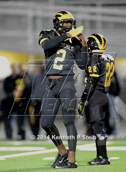 Thumbnail 3 in Many vs. St. James (LHSAA Class 2A Quarterfinal) photogallery.