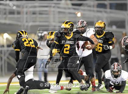 Thumbnail 1 in Many vs. St. James (LHSAA Class 2A Quarterfinal) photogallery.