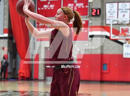 Thumbnail 1 in Esperanza vs. Ayala photogallery.