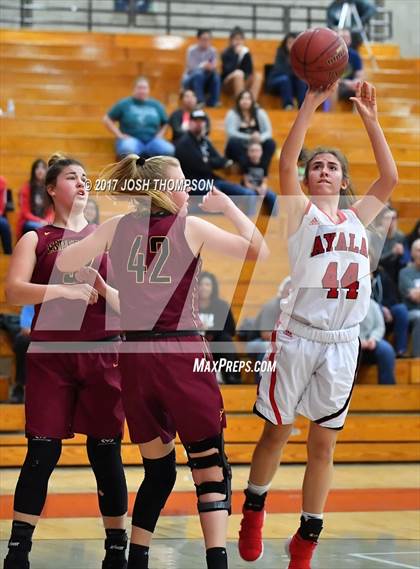 Thumbnail 3 in Esperanza vs. Ayala photogallery.