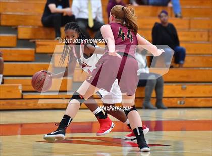 Thumbnail 3 in Esperanza vs. Ayala photogallery.